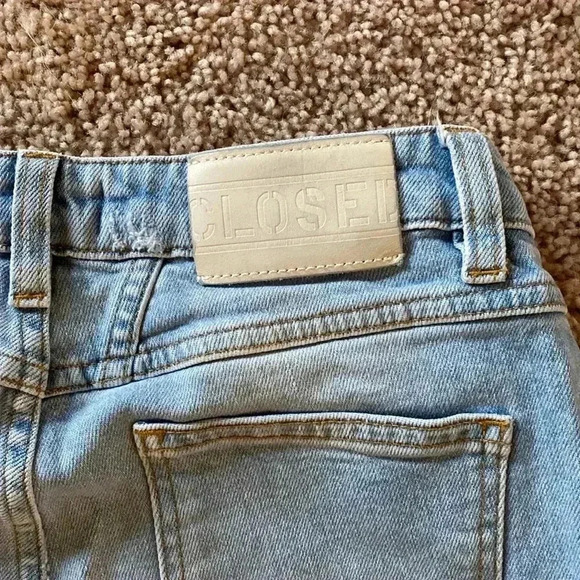 Closed Baker High Rise Jeans - Picture 10 of 12